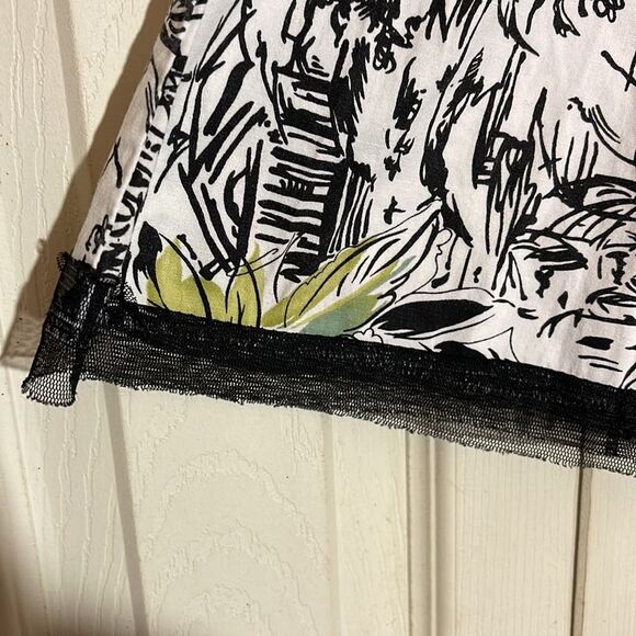 Simply Irresistible Circle Skater Skirt Floral Graffiti Pattern 30 Inch Waist - Picture 8 of 14